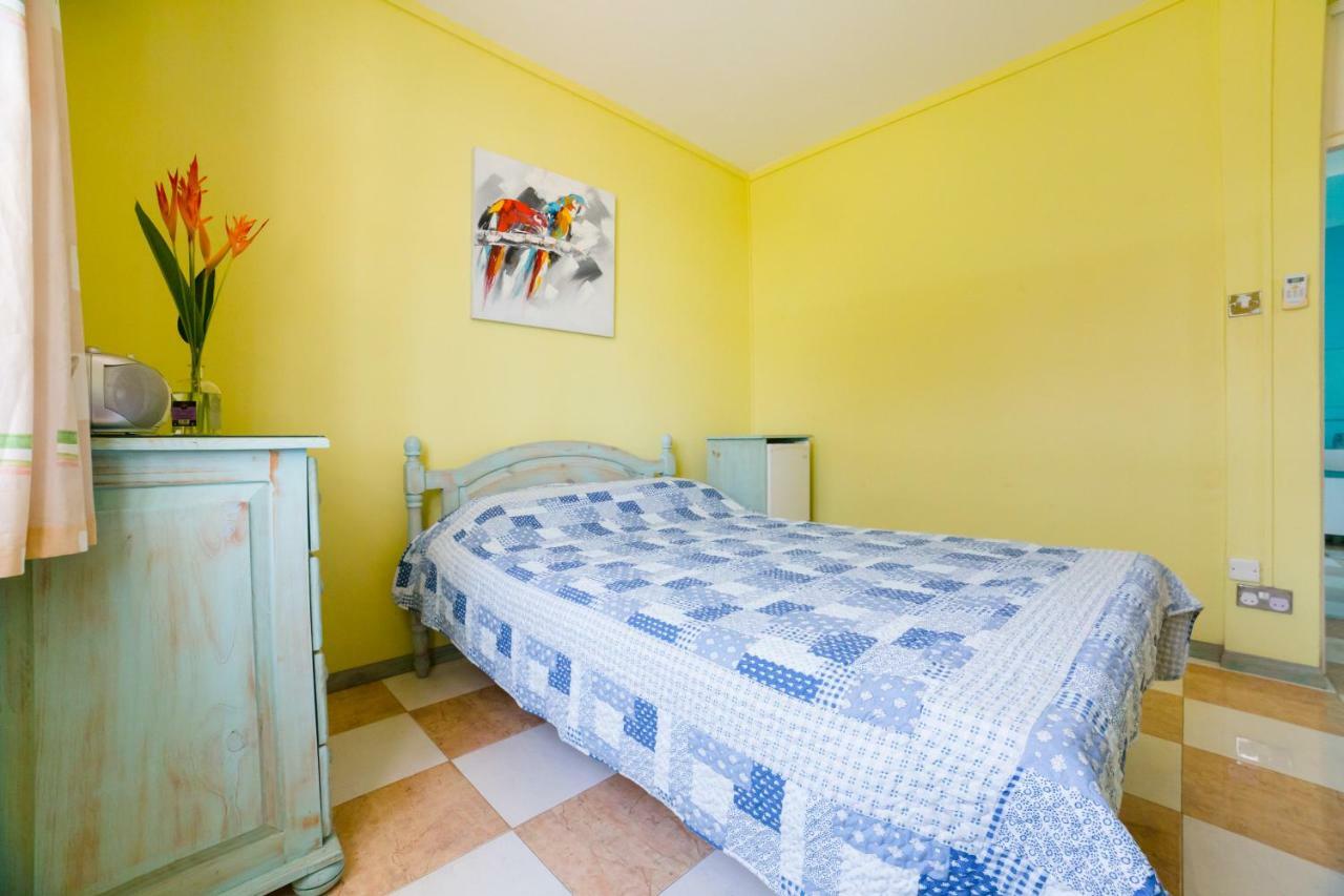 Villa Bella Charming Beachfront Guesthouse Блу-Бей Екстер'єр фото