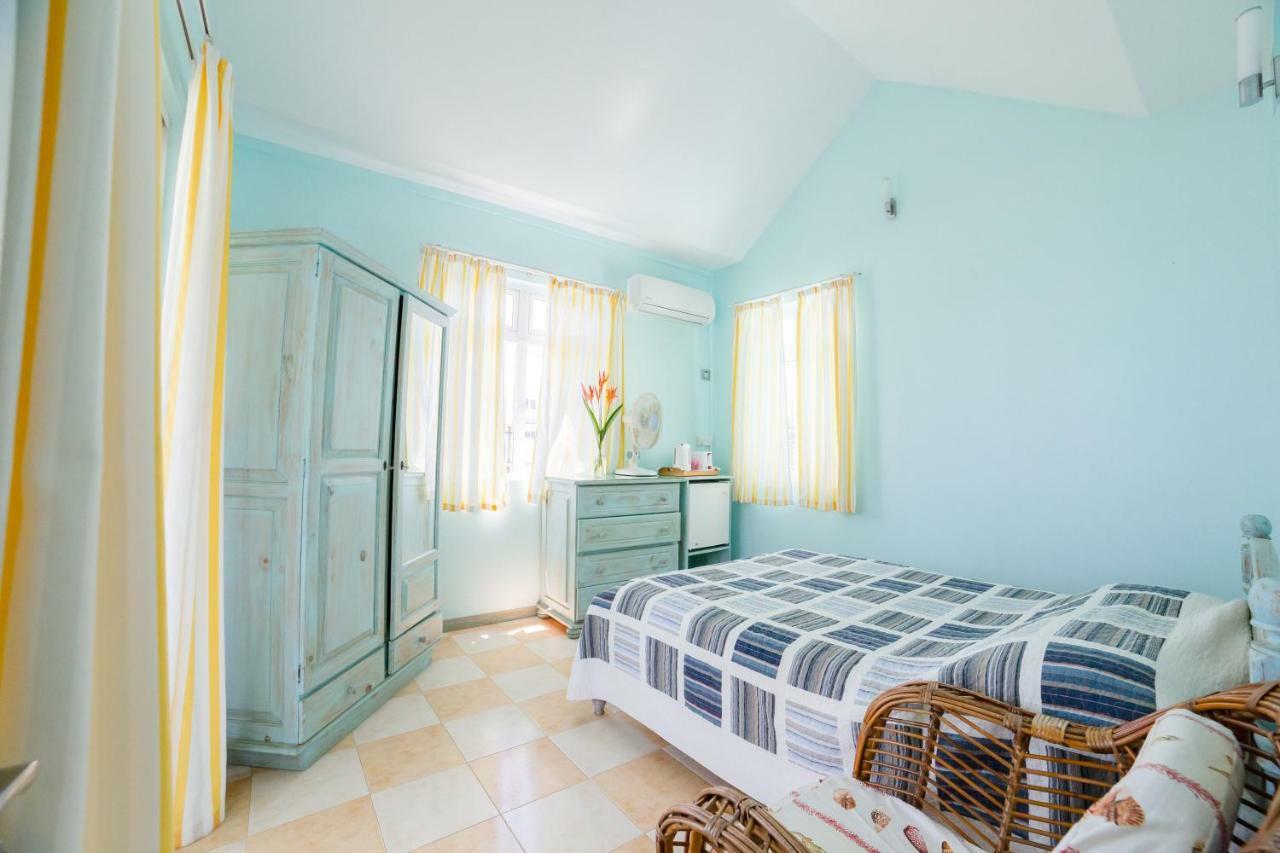 Villa Bella Charming Beachfront Guesthouse Блу-Бей Екстер'єр фото