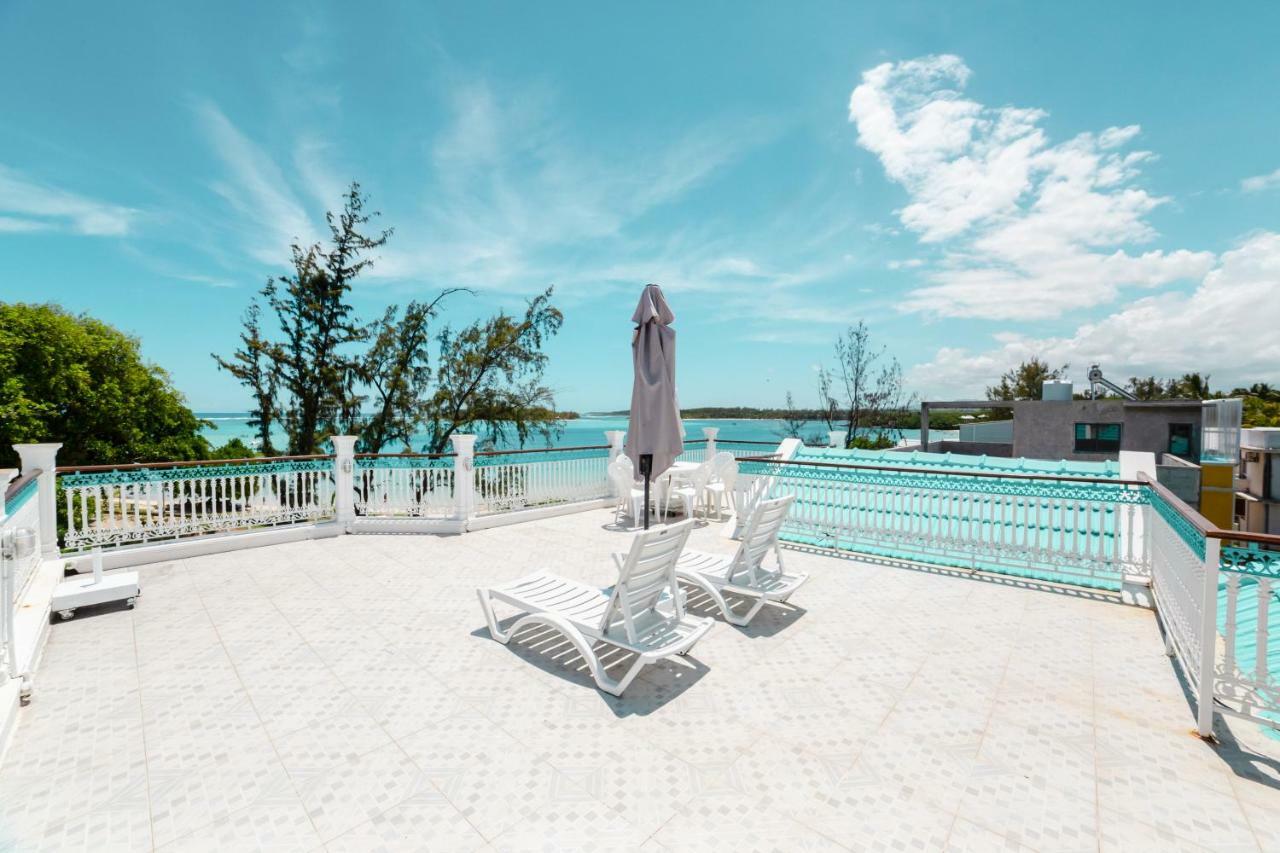 Villa Bella Charming Beachfront Guesthouse Блу-Бей Екстер'єр фото